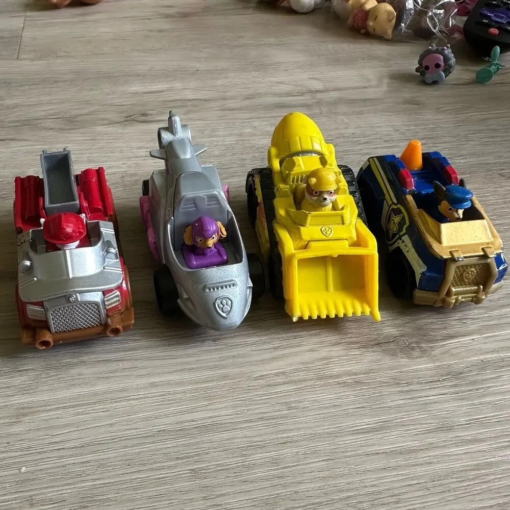 Paw Patrol Small Play Vehicles Matchbox Hot Wheels - Marshall Skye Rubble Chase